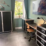 Viel Platz, 2 Grosse Schlafzimmer, Kueche Mit Essplatz, Balkon, Nahe Centro & Arena *