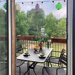 Viel Platz, 2 Grosse Schlafzimmer, Kueche Mit Essplatz, Balkon, Nahe Centro & Arena *