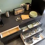 Viel Platz, 2 Grosse Schlafzimmer, Kueche Mit Essplatz, Balkon, Nahe Centro & Arena *