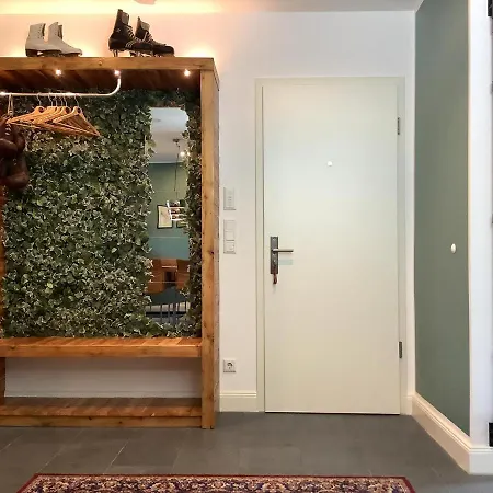 Apartmán Viel Platz, 2 Grosse Schlafzimmer, Kueche Mit Essplatz, Balkon, Nahe Centro & Arena *