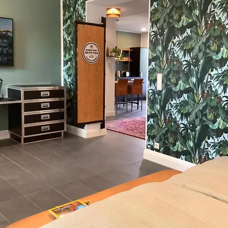 Viel Platz, 2 Grosse Schlafzimmer, Kueche Mit Essplatz, Balkon, Nahe Centro & Arena Lejlighed *