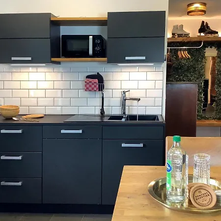 Mit Balkon, Ruhig & Zentral, Nahe Centro & Arena דירה