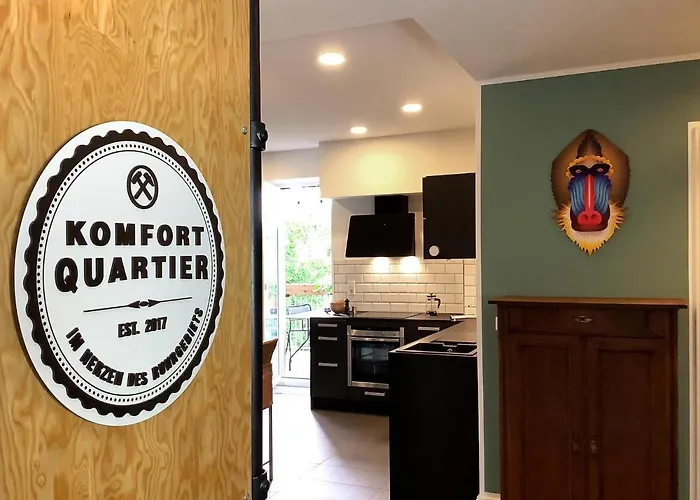 Mit Balkon, 2 Schlafzimmer, Nahe Centro & Arena 아파트 *