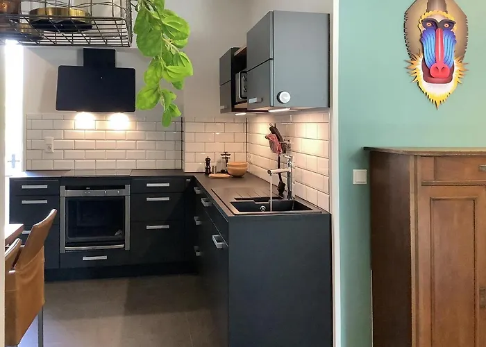 شقة Mit Balkon, 2 Schlafzimmer, Nahe Centro & Arena *