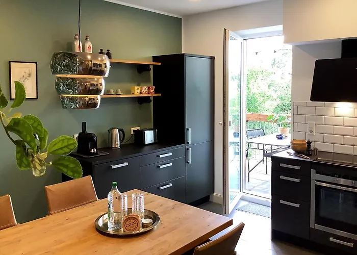 Mit Balkon, 2 Schlafzimmer, Nahe Centro & Arena 아파트 *