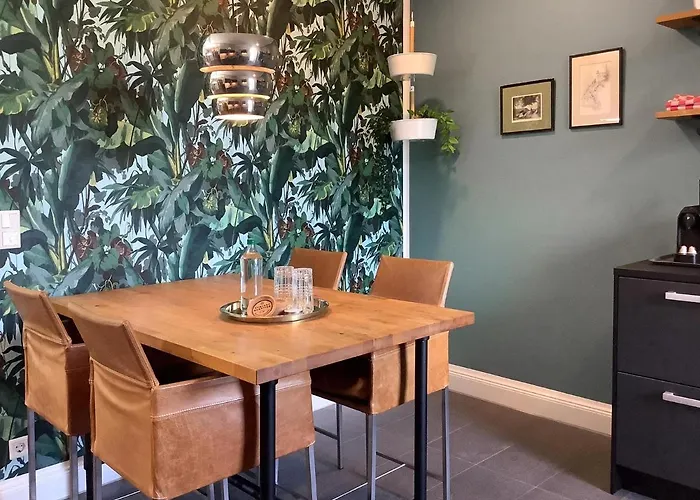 Mit Balkon, 2 Schlafzimmer, Nahe Centro & Arena شقة *