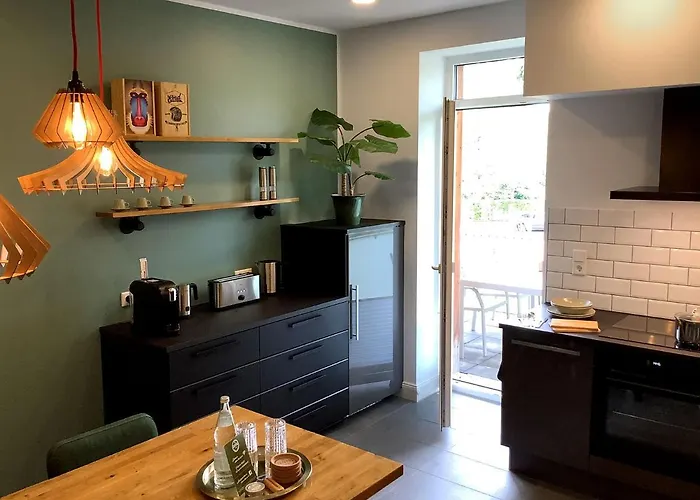 Mit Balkon, 2 Schlafzimmer, Nahe Centro & Arena *